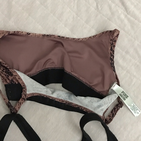 Stylish Women's Sport Bras - Black and Black/Mauve - Picture 4 of 6